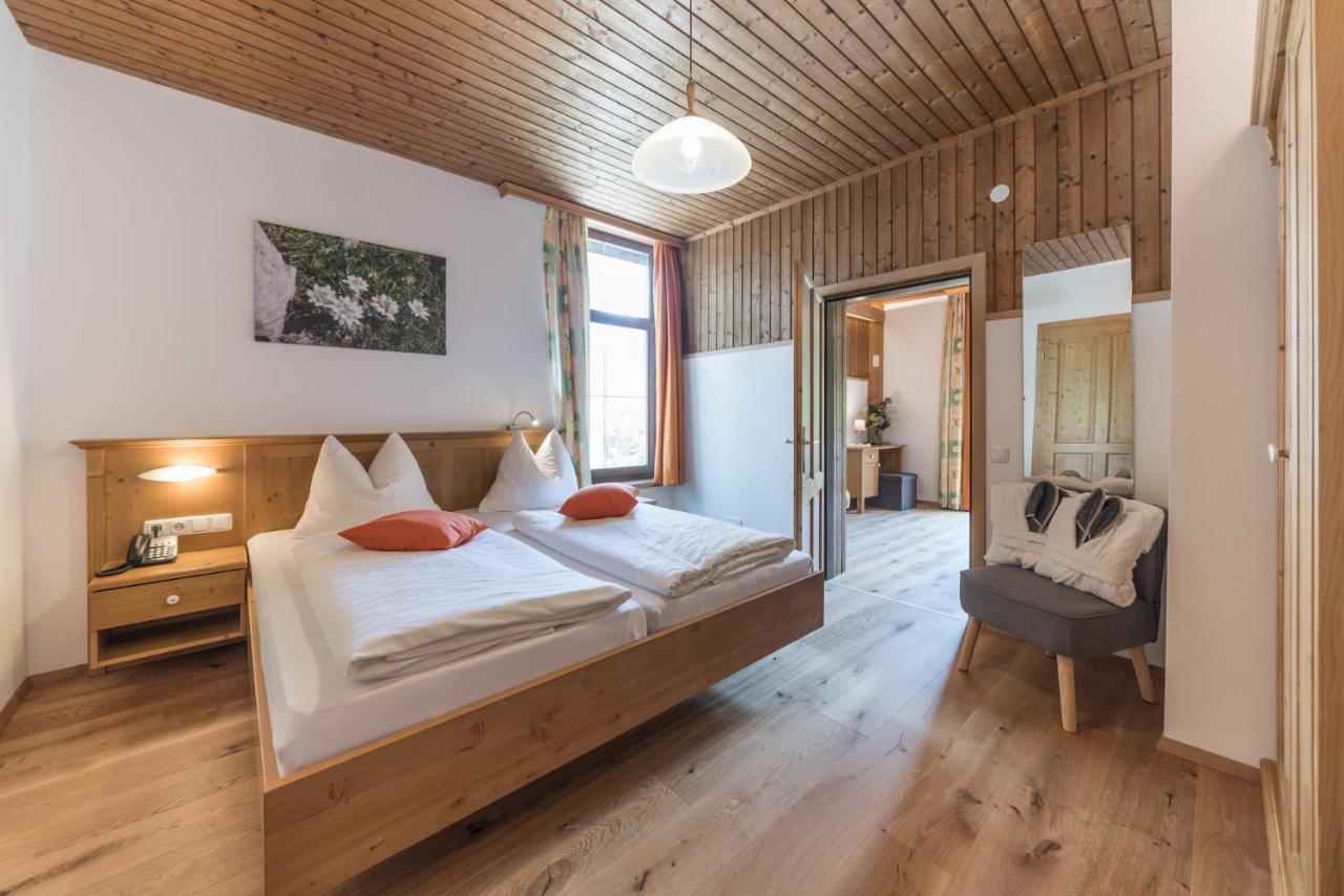 Hotel Gasthof Gribelehof Lienz Exteriör bild
