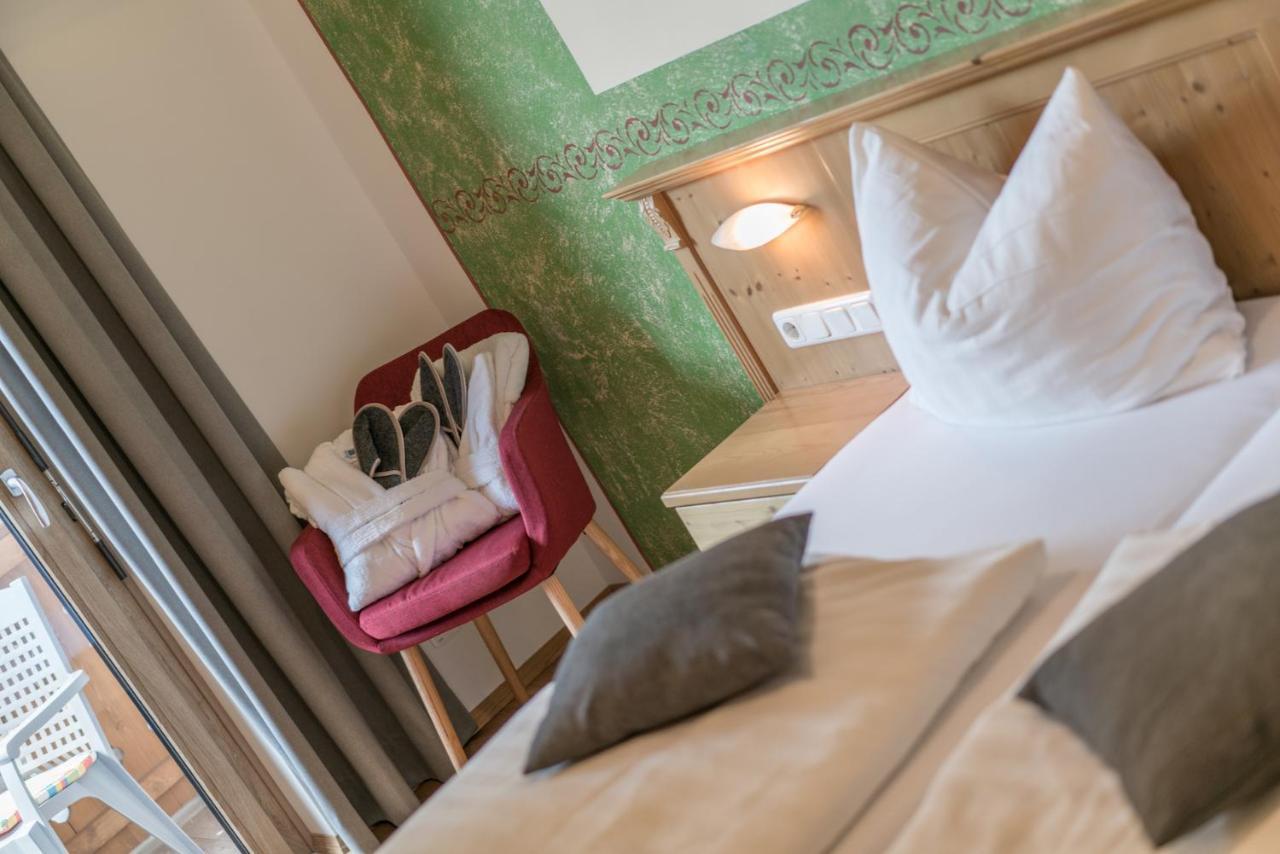 Hotel Gasthof Gribelehof Lienz Exteriör bild