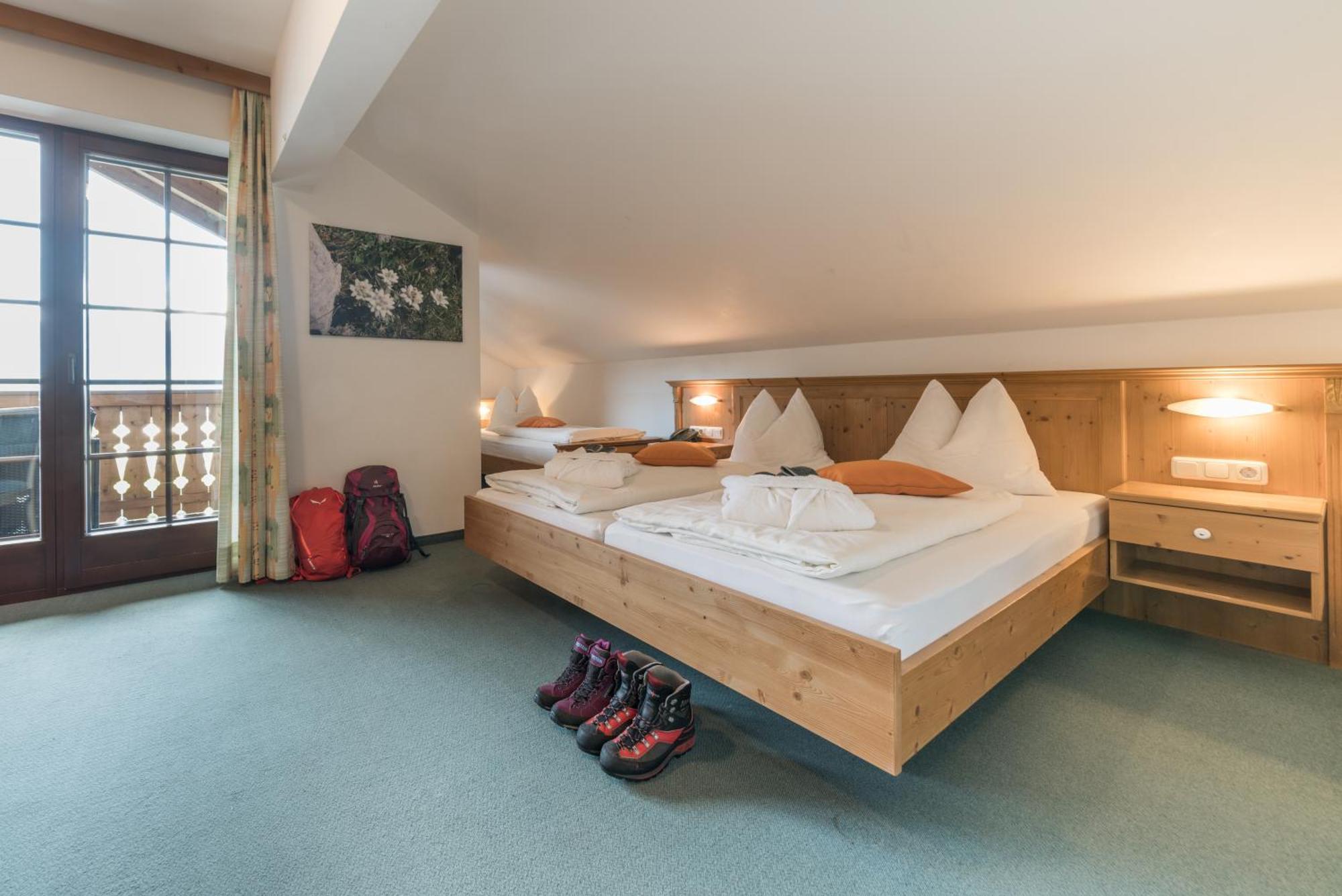 Hotel Gasthof Gribelehof Lienz Rum bild